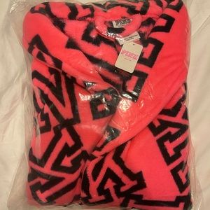 VS PINK Bathrobe